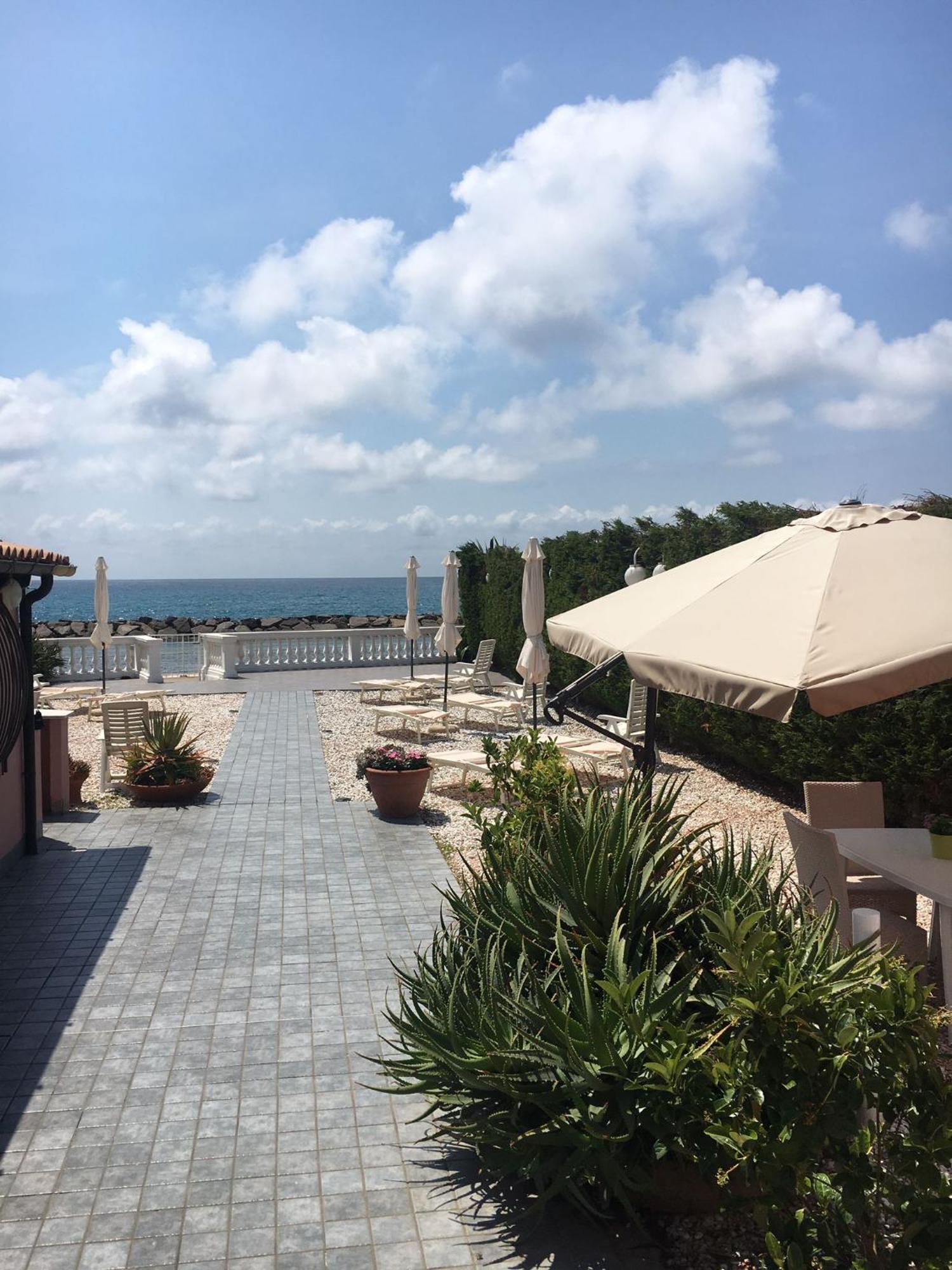 Casa Vacanze Sangiacomo App Acqua Marina Santo Stefano al Mare Extérieur photo